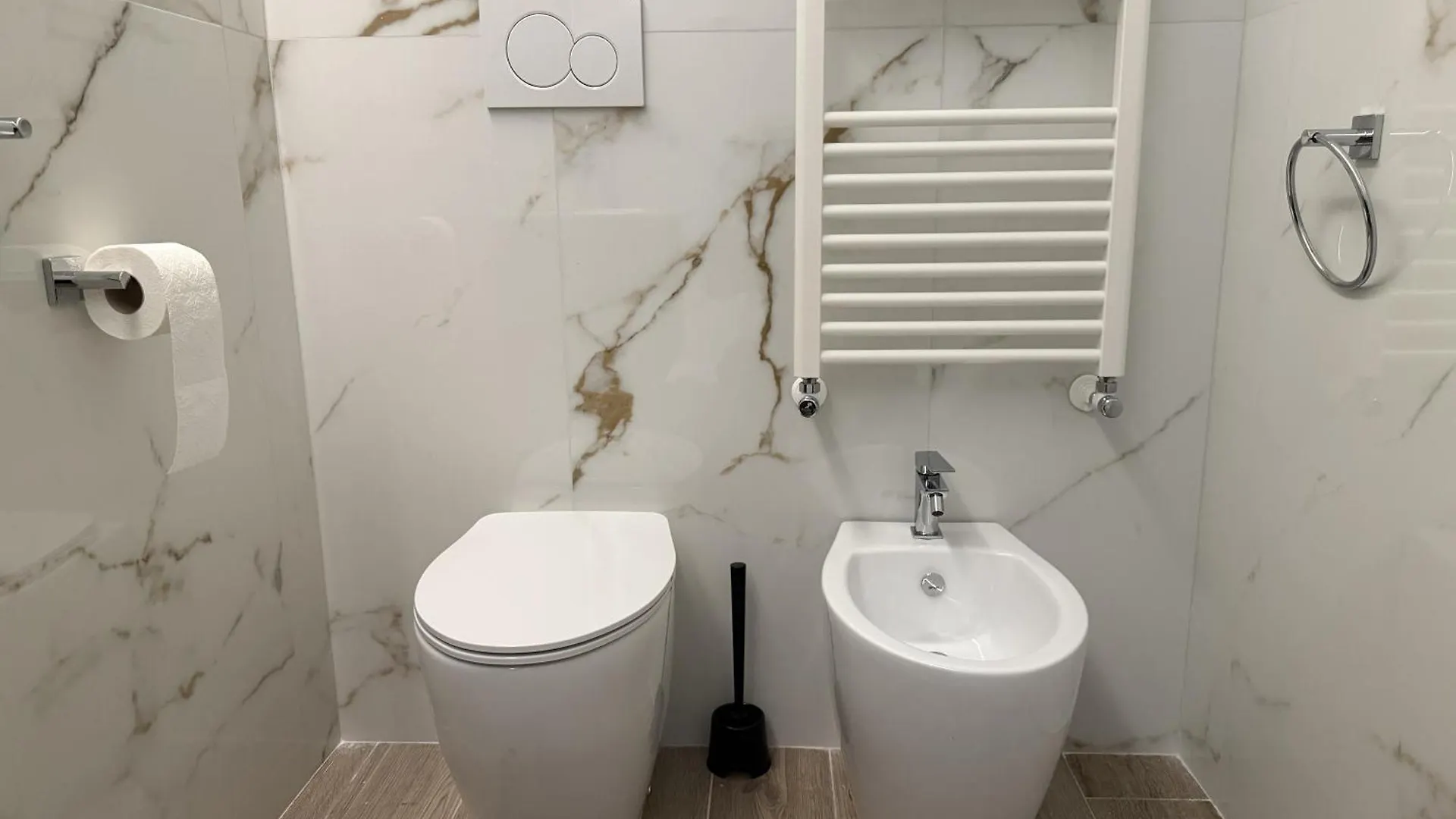 Guest house Home In Napoli